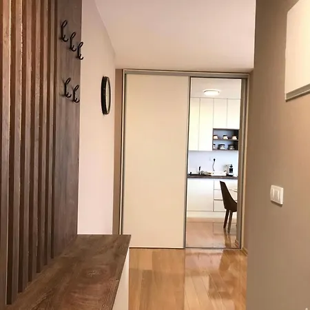 Keti Vukadin Iv Apartment *